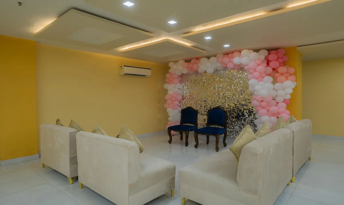 Banquet Stage Decoration