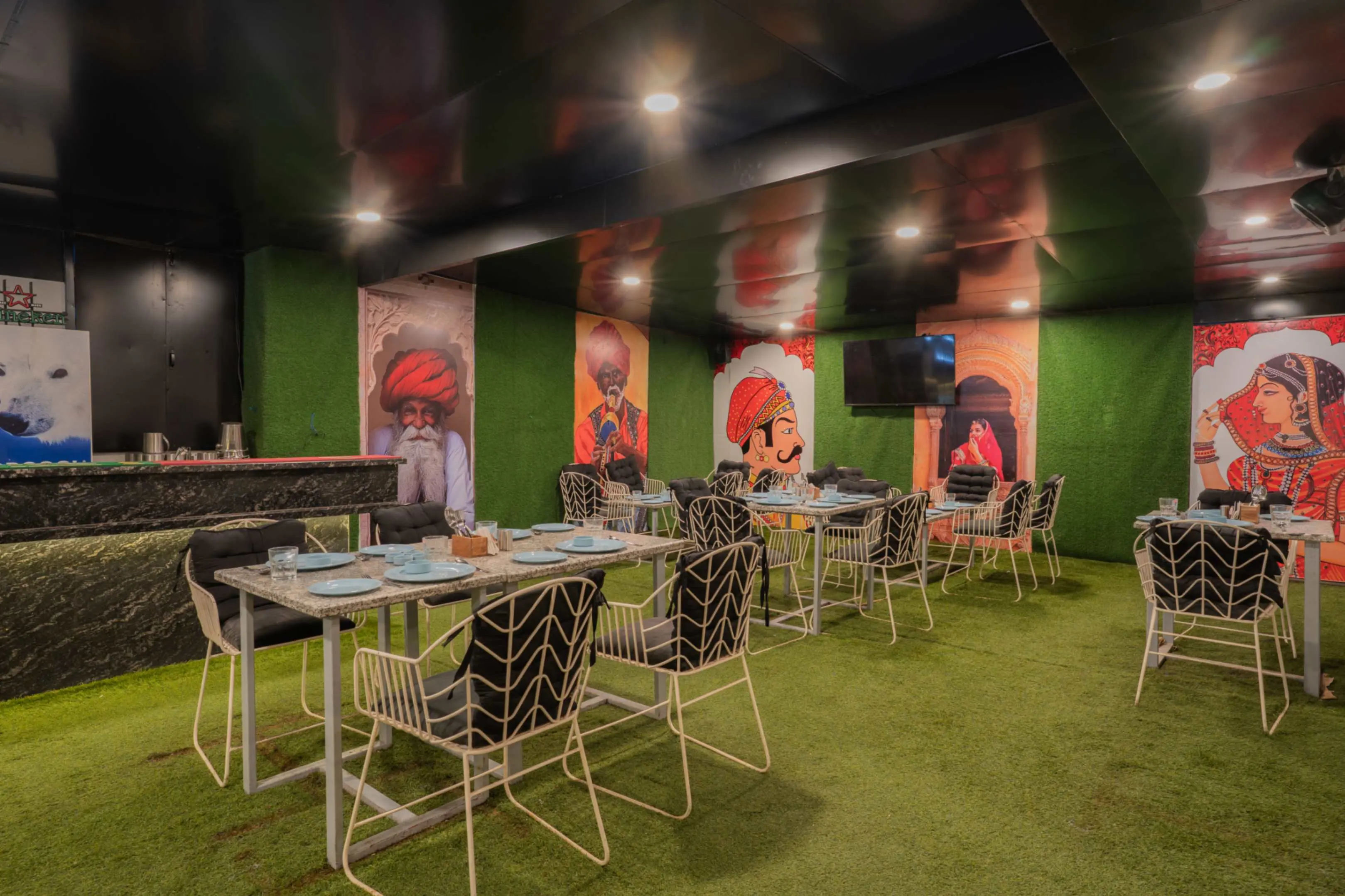 State 1727 – Rooftop Restaurant & Lounge - Image 2