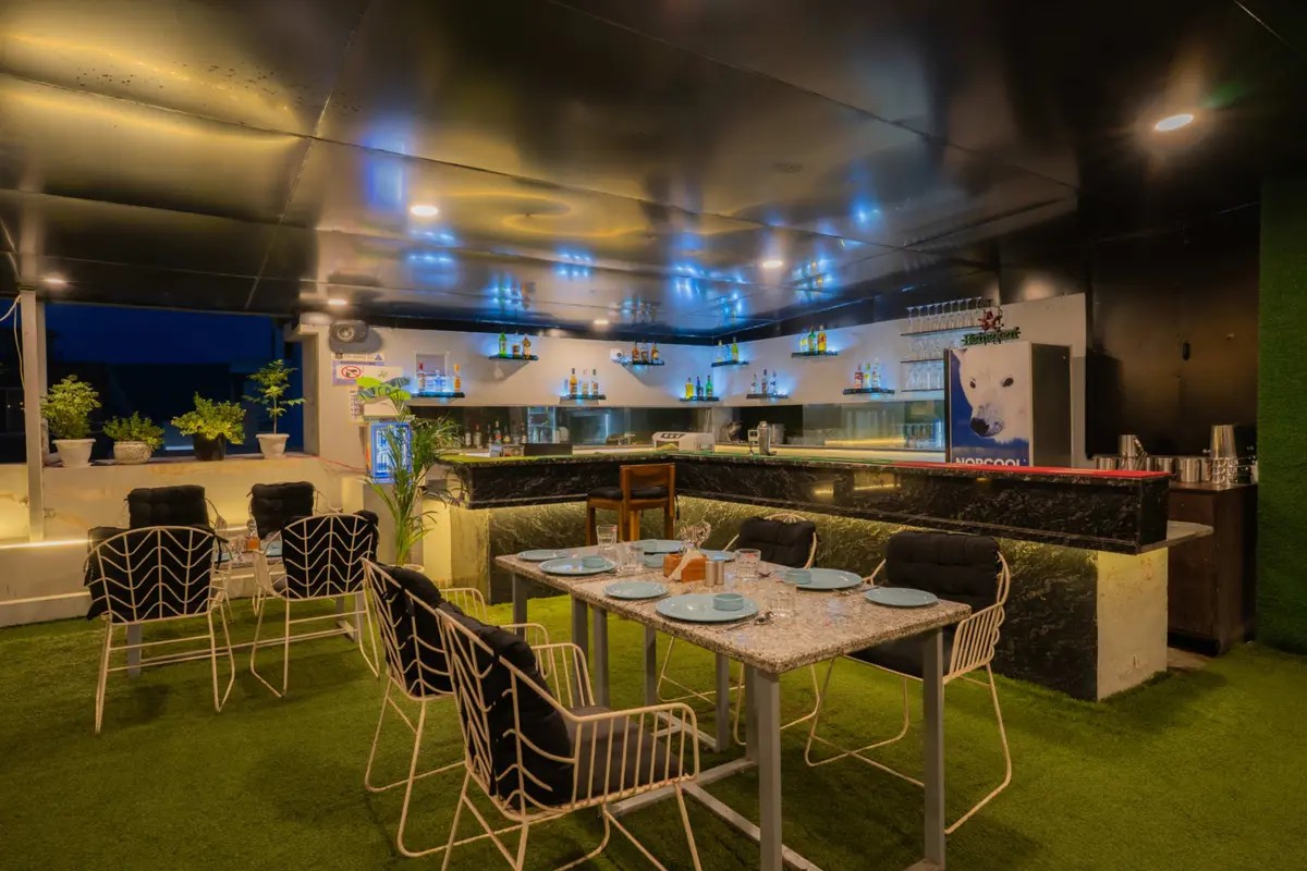 Scenic Rooftop Seating
